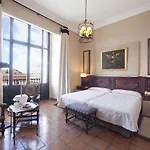 Hotel De 4*