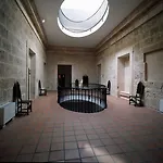 Hotel De 4*