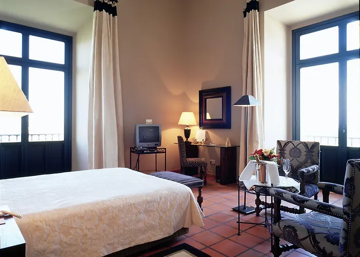 Hotel De 4*